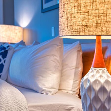 Hudson Mariner Hotel Bagian luar foto