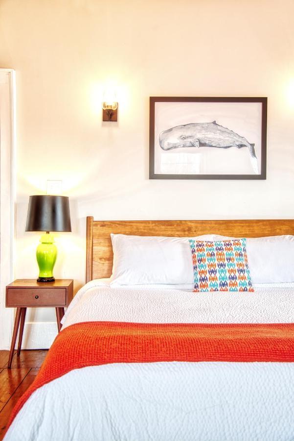 Hudson Mariner Hotel Bagian luar foto